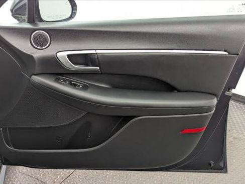 Used 2025 Hyundai Sonata SEL FWD image 22