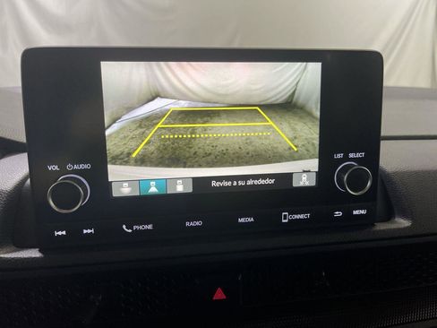 Used 2025 Honda CR-V EX image 17