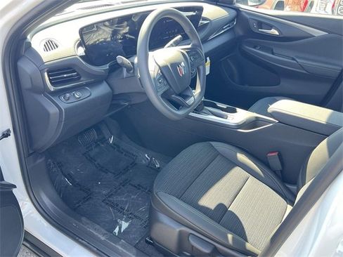 New 2026 Buick Envista Preferred image 9