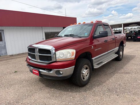Used 2006 Dodge Ram 2500 Truck SLT w/ Trailer Tow Group AWD/4WD image 1