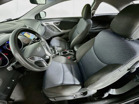 Used 2013 Hyundai Elantra FWD image 13