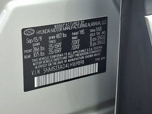 Used 2020 Hyundai Santa Fe SE FWD image 27