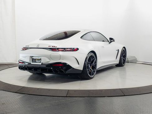 Used 2025 Mercedes-Benz AMG GT 63 S image 31