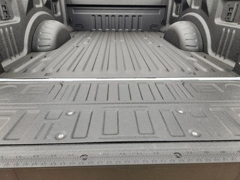 New 2026 Ford F250 Lariat w/ FX4 Off-Road Package AWD/4WD image 27