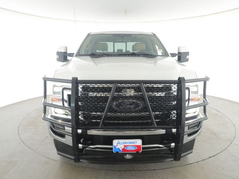 Used 2020 Ford F250 Lariat w/ Lariat Ultimate Package image 2