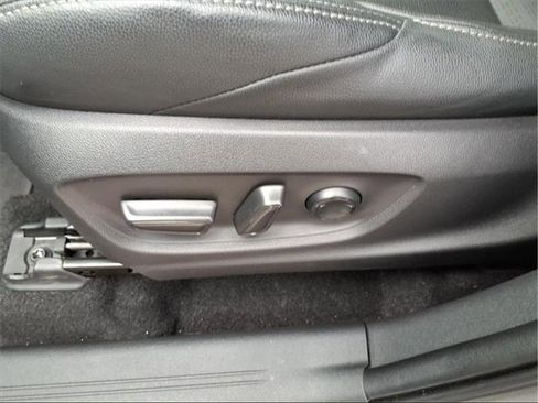 Used 2023 Subaru Solterra AWD image 13