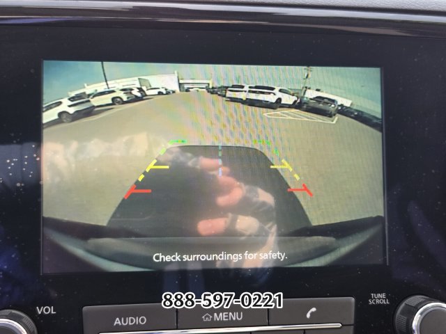 Used 2022 Nissan Frontier SV AWD/4WD image 23
