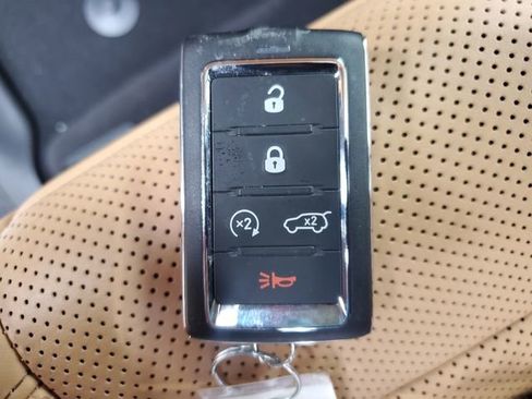 Certified 2021 Jeep Grand Cherokee L Summit image 36