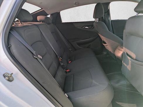 Used 2019 Chevrolet Malibu LS image 15
