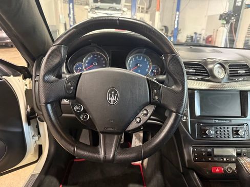 Used 2016 Maserati GranTurismo MC RWD image 31