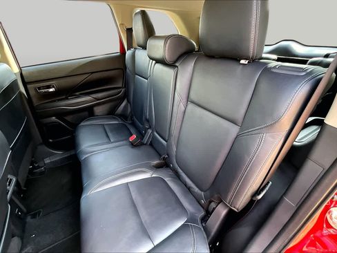 Used 2020 Mitsubishi Outlander SEL FWD image 21