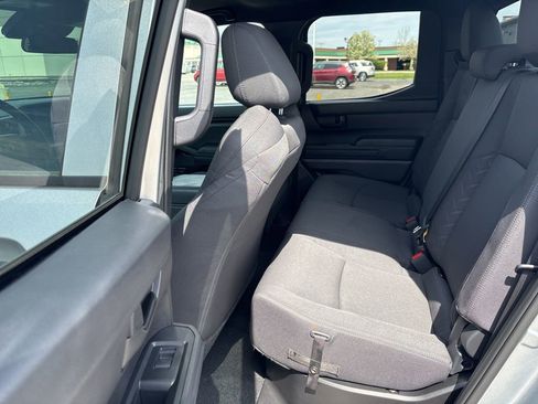 Used 2025 Toyota Tacoma SR w/ SR Upgrade Package AWD/4WD image 13