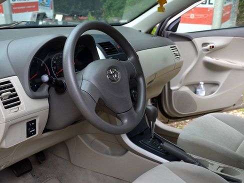 Used 2009 Toyota Corolla LE FWD image 11