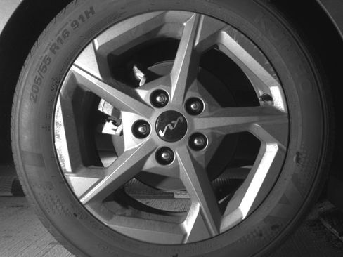 Used 2025 Kia K4 LXS FWD image 15