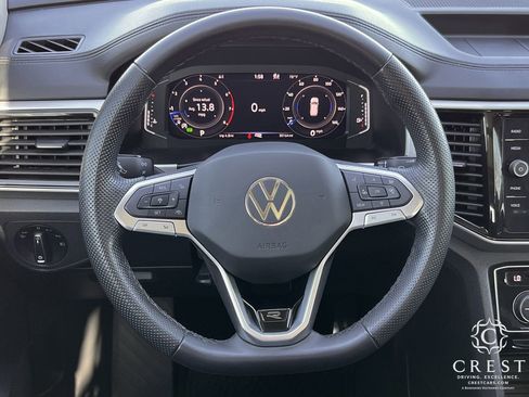 Used 2023 Volkswagen Atlas SEL Premium image 13