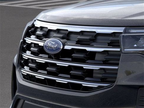 New 2026 Ford Explorer Active image 17