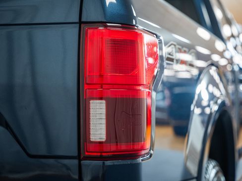 Certified 2020 Ford F150 Lariat image 7