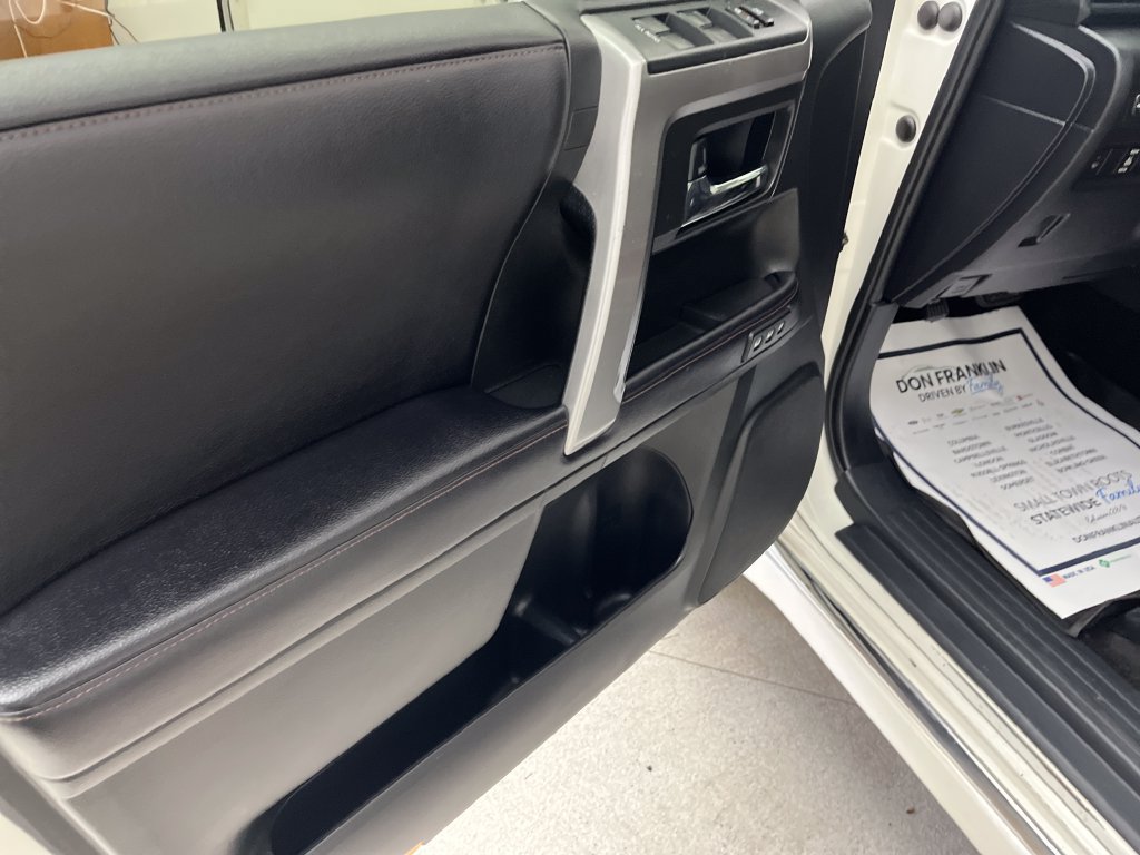 Used 2018 Toyota 4Runner Limited AWD/4WD image 10