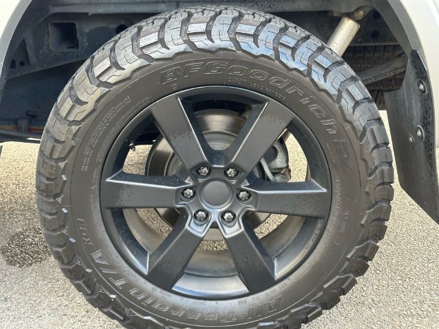 Used 2017 Ford F150 XLT w/ Equipment Group 301A Mid AWD/4WD image 13