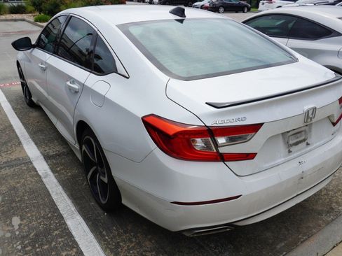 Used 2021 Honda Accord Sport image 6