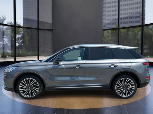 Used 2022 Lincoln Corsair Reserve w/ Equipment Group 201A image 6