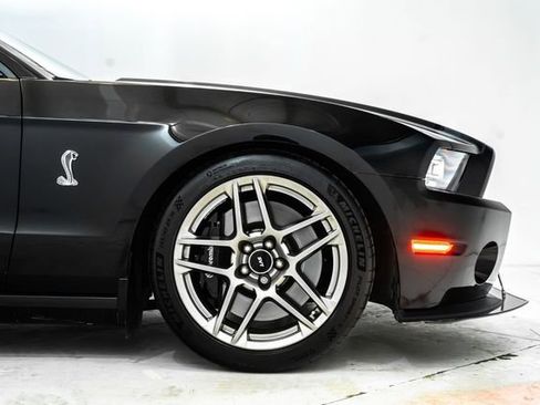 Used 2013 Ford Mustang Shelby GT500 image 17