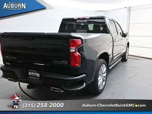 Used 2024 Chevrolet Silverado 1500 High Country w/ High Country Premium Package image 4