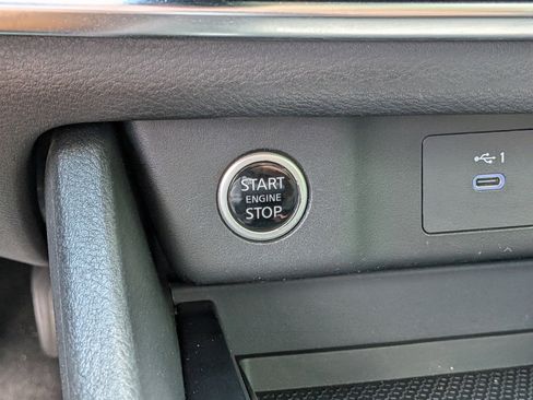Used 2021 Nissan Rogue S FWD image 28