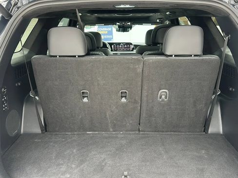 Used 2023 Hyundai Palisade Calligraphy image 24