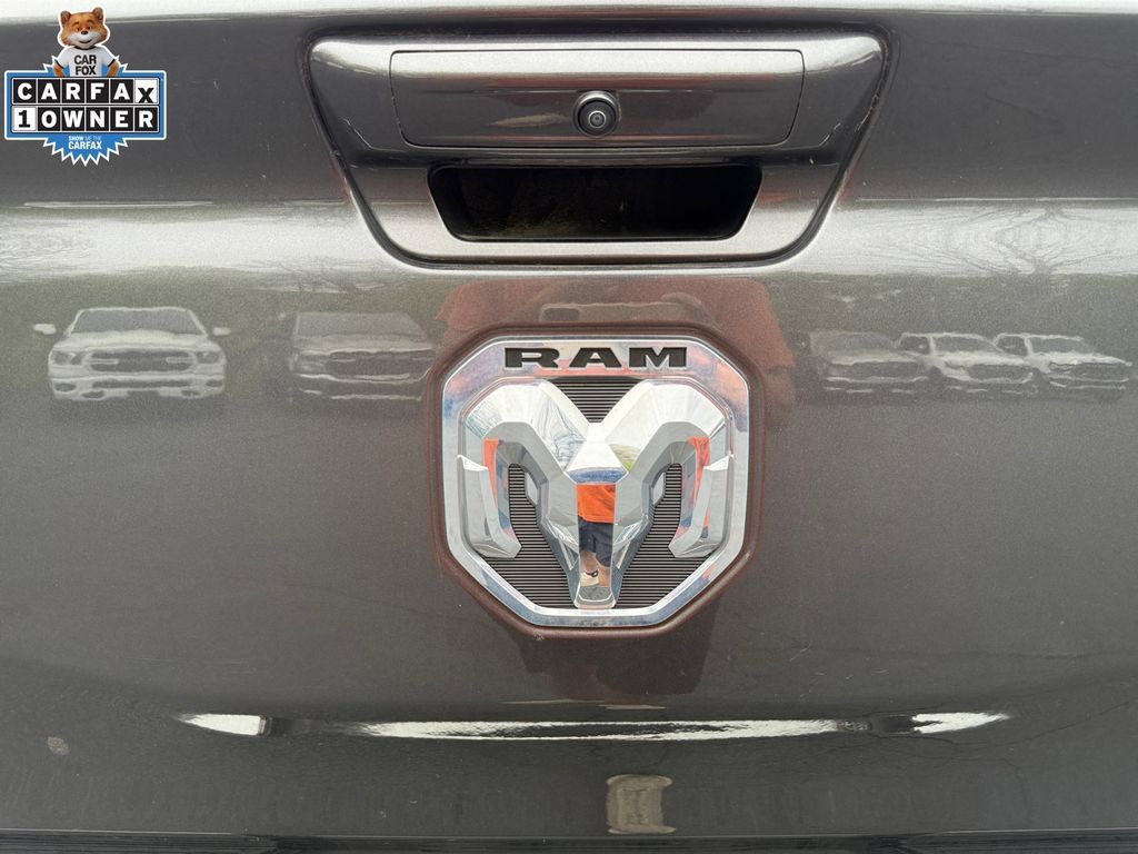 Used 2022 RAM 1500 Big Horn AWD/4WD image 17