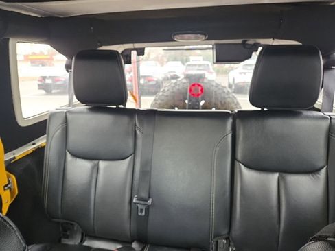 Used 2015 Jeep Wrangler Unlimited Sahara w/ Max Tow Package image 14