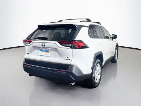 Used 2019 Toyota RAV4 LE AWD/4WD image 21