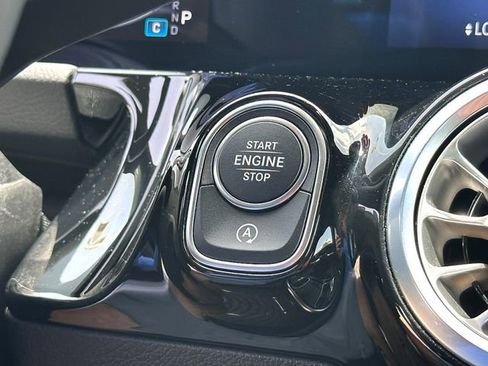 Certified 2025 Mercedes-Benz GLA 250 image 22