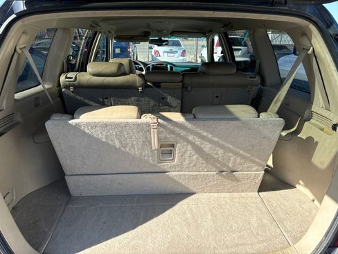 Used 2004 Toyota Highlander Limited image 4