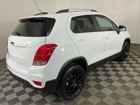 Used 2022 Chevrolet Trax LT w/ Driver Confidence Package AWD/4WD image 13