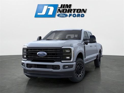 New 2025 Ford F250 Platinum image 4