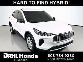 Used 2023 Ford Escape Active video 1