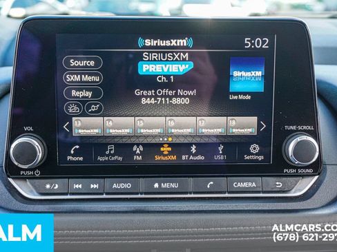 Used 2024 Nissan Rogue S FWD image 36