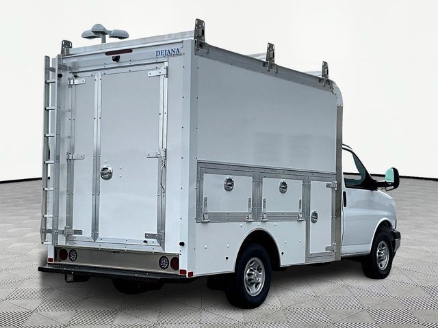 New 2025 Chevrolet Express 3500 w/ Power Convenience Package RWD image 6
