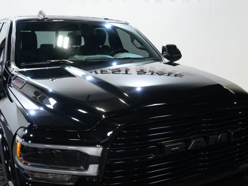 Used 2022 RAM 2500 Laramie AWD/4WD image 12