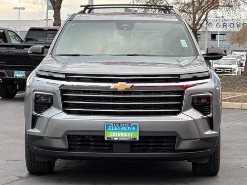 New 2026 Chevrolet Traverse LT w/ Sun and Wheel Package image 8
