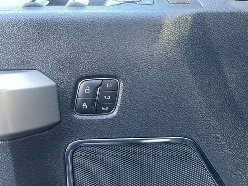 Used 2022 Ford F250 Lariat w/ Tremor Off-Road Package image 37