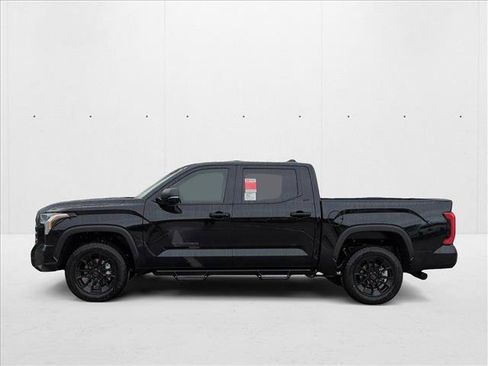 New 2025 Toyota Tundra SR5 image 5