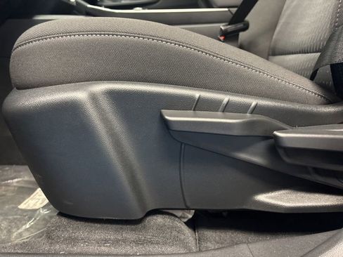 New 2026 Chevrolet Equinox LT w/ Midnight Edition AWD/4WD image 25