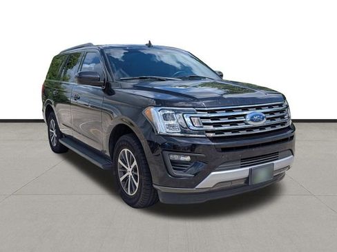 Used 2021 Ford Expedition XLT RWD image 3