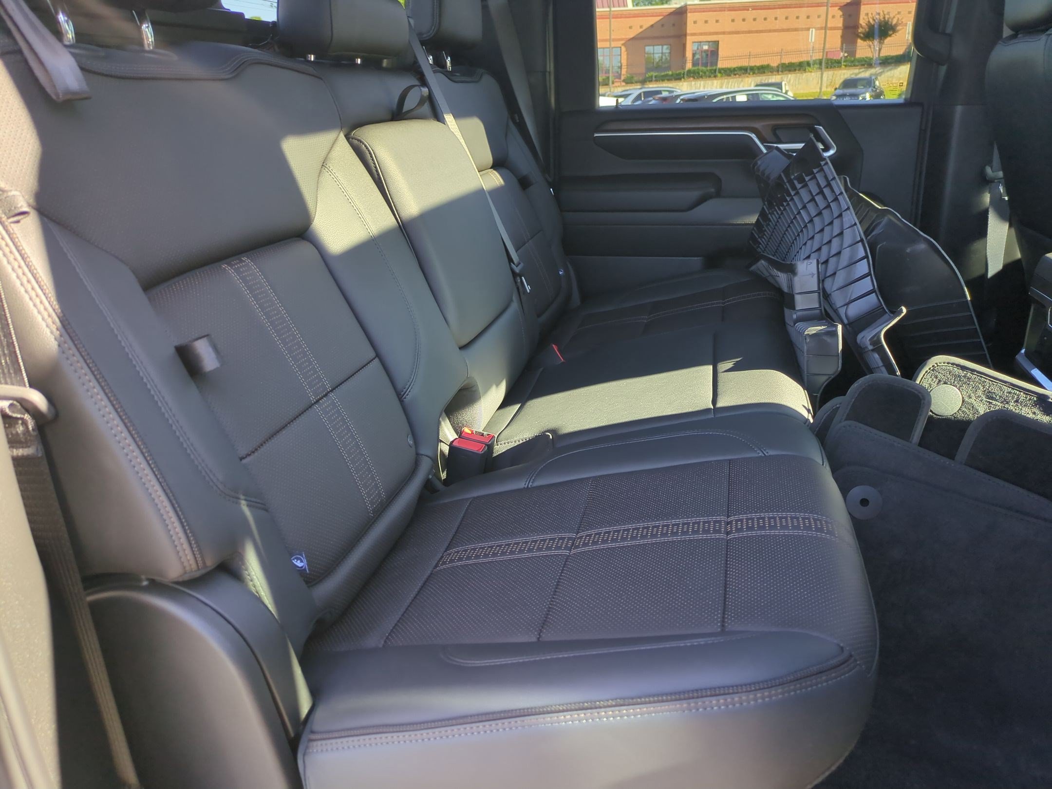Used 2024 Chevrolet Silverado 2500 High Country w/ High Country Premium Package AWD/4WD image 34