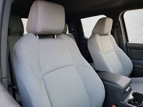 Used 2025 Toyota Tacoma SR5 AWD/4WD image 12