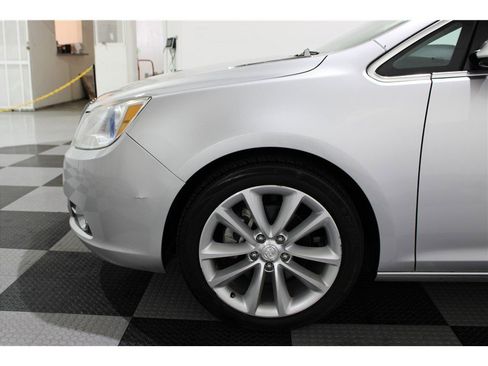 Used 2017 Buick Verano Leather image 9