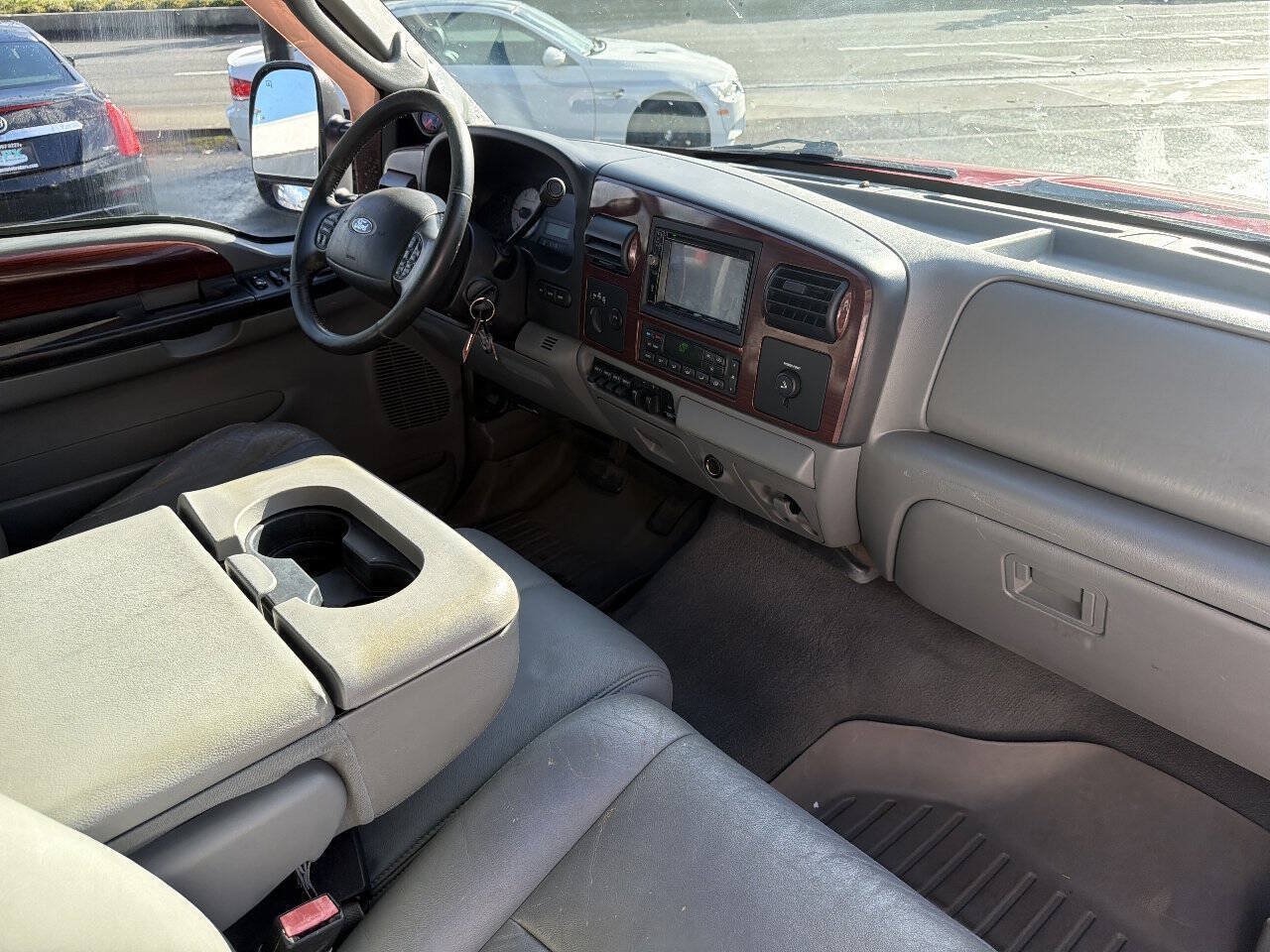 Used 2005 Ford F350 Lariat AWD/4WD image 15