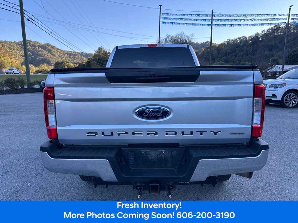 Used 2019 Ford F250 XLT AWD/4WD image 4